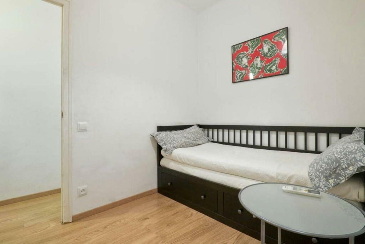 Apartamento Noemi บาร์เซโลนา ภายนอก รูปภาพ